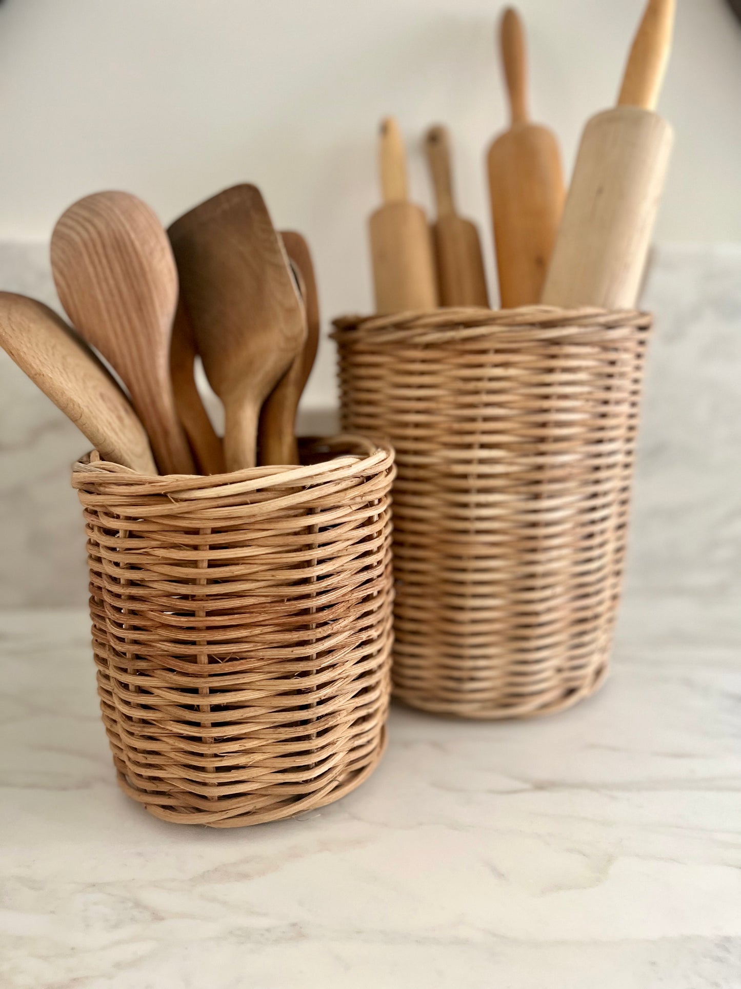 Set of 2 Hand-Woven Wicker Baskets