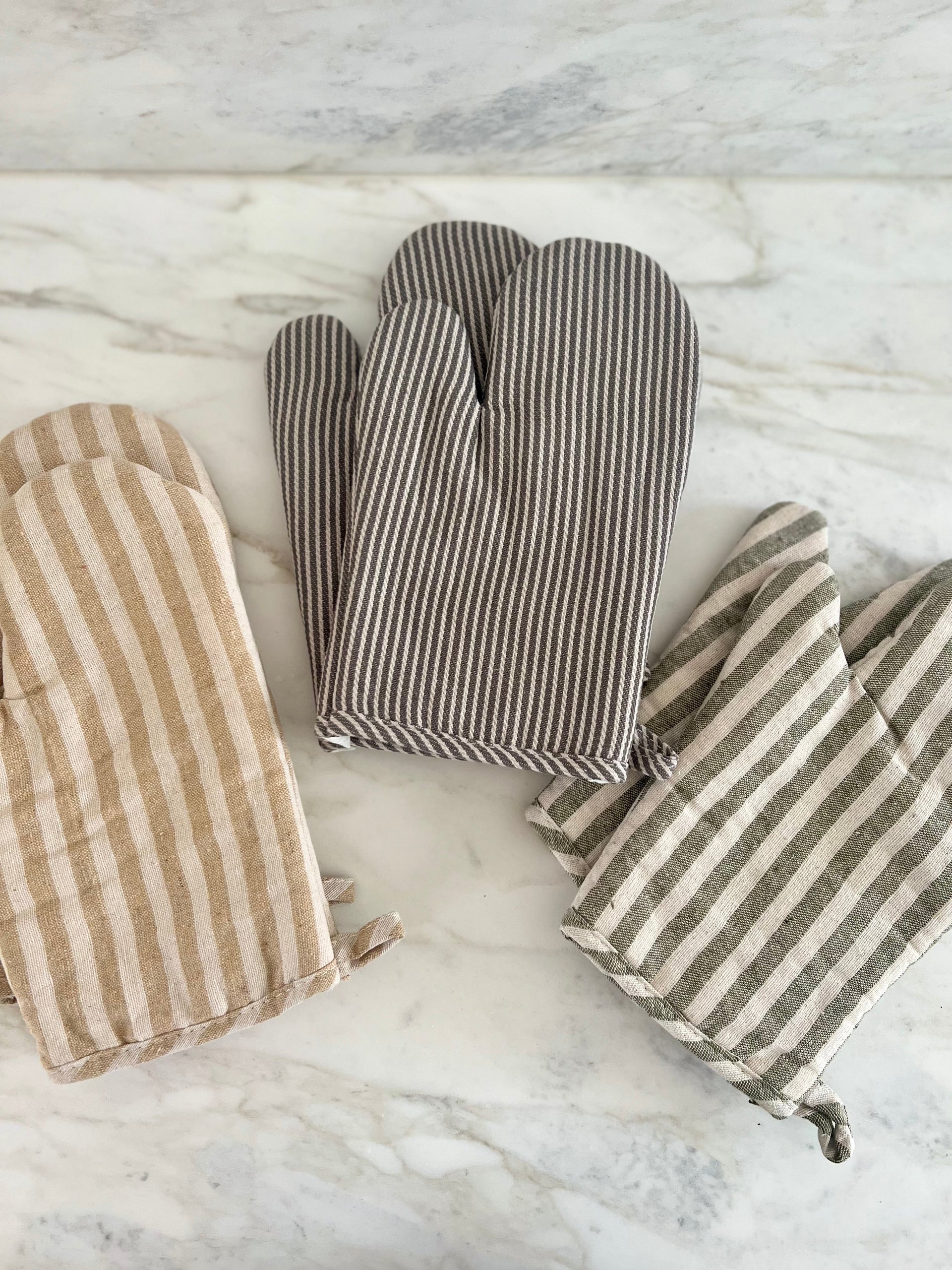 Stripe Oven Mitt - Tan Stripe