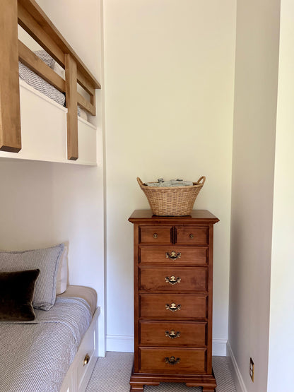 Heirloom Oval Laundry Basket