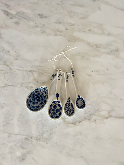 Blue & White Measuring Spoons